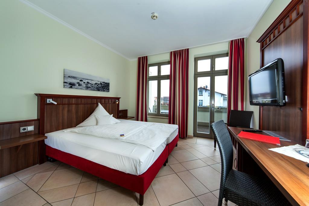 Waldhotel Graal-Muritz Bagian luar foto