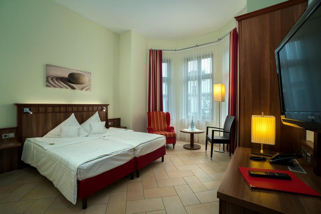 Waldhotel Graal-Muritz Bagian luar foto